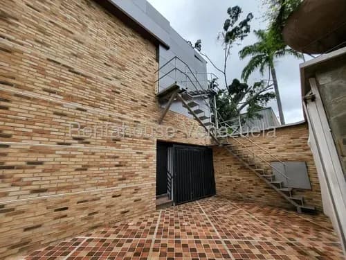 Oficina En Alquiler Urb. La California Norte #26-12395 (cl)