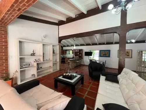 Casa En Venta Colinas De Guataparo Valencia Vl-sk