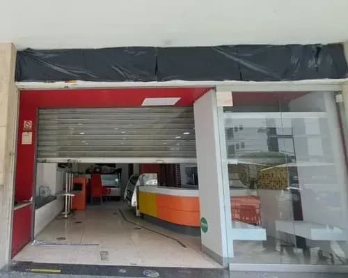 Los Palos Grandes Local A Pie De Calle En Alquiler Con Terraza