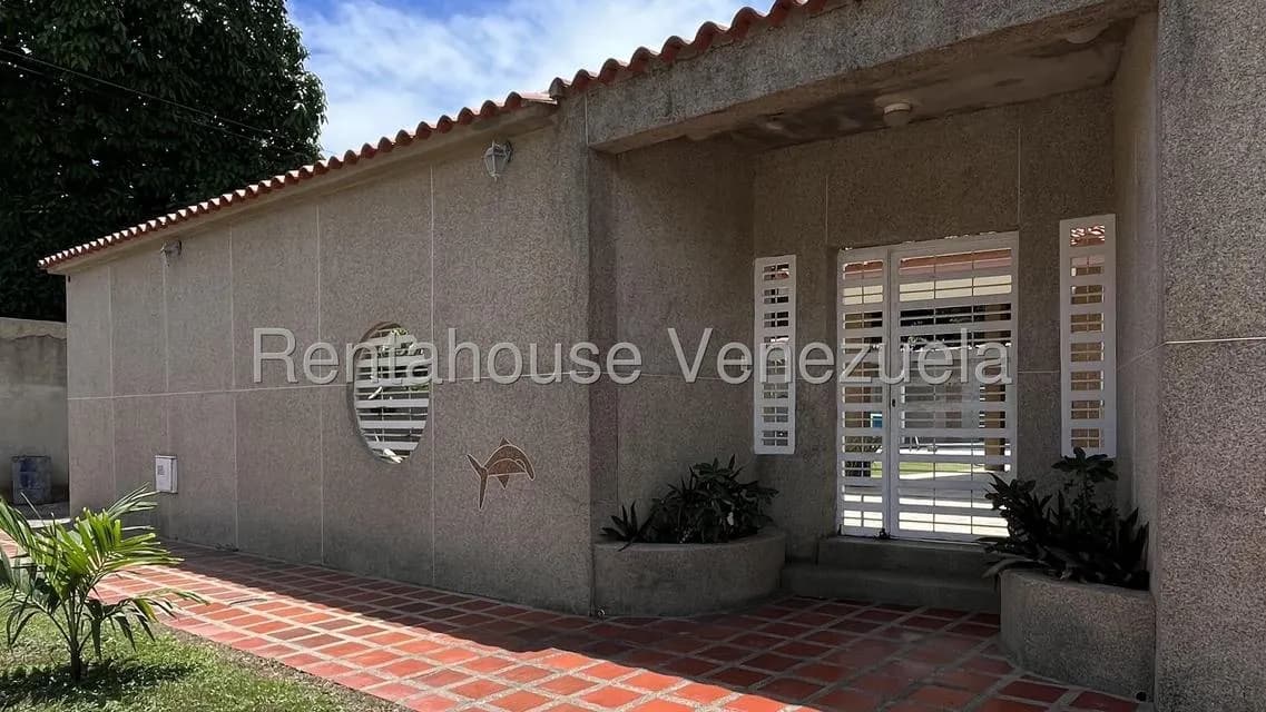 Casa (1 Nivel) en Venta en Ciudad Balneario Higuerote, Miranda