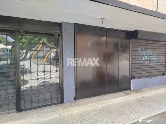 MAGNÍFICO LOCAL EN ALQUILER A PIE DE CALLE EN LOS DOS CAMINOS