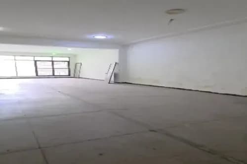 ¿ Quieres Verla ? Alquiler Local Comercial Av. Universidad - Caracas Rg