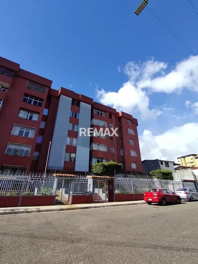 Alquilo Apartamento Con Excelente Ubicación: Edificio Altamira Av Ferrero Tamayo San Cristóbal