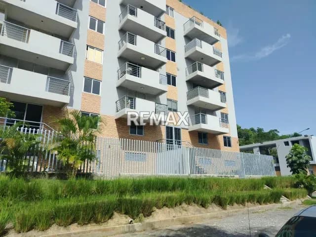 VENTA DE TOWNHOUSE, MERCADO PRIMARIO, OBRA GRIS, COLINAS DEL VIENTO. BARQUISIMETO ONJUNTO MISTRAL