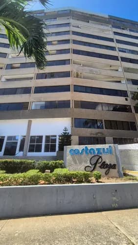 Venta Apartamento Isla De Margarita Costa Azul A Una Cuadra Del Centro Comercia La Vela