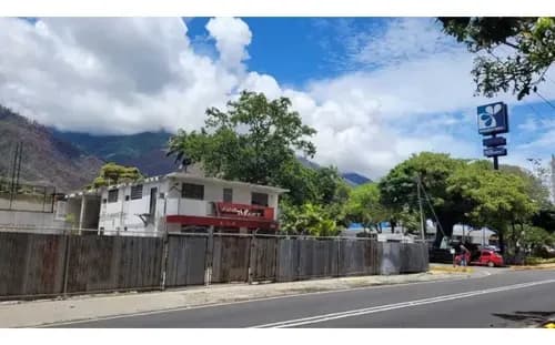 Se Vende Terreno En Los Dos Caminos 3.972,25m2 Al Lado Farmatodo