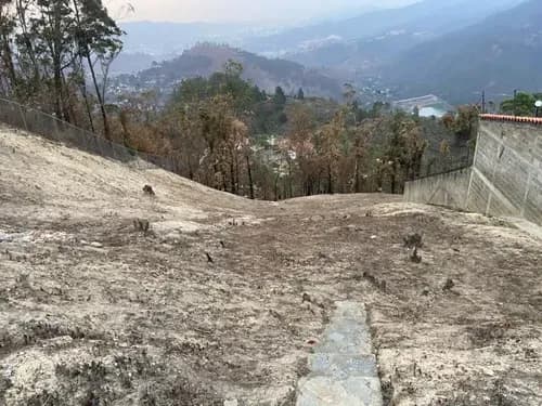 En Venta Parcela De Terreno De 1.998 M² En San Antonio De Los Altos. Los Salías.