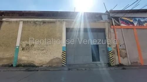 Galpon / Deposito Industrial ( A Pie De Calle ) Alquiler Catia ( Calle El Molino )mls-26-9564