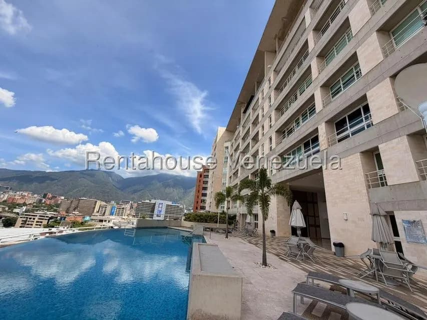 Apartamento (1 Nivel) en Alquiler en Lomas de Las Mercedes, Distrito Metropolitano