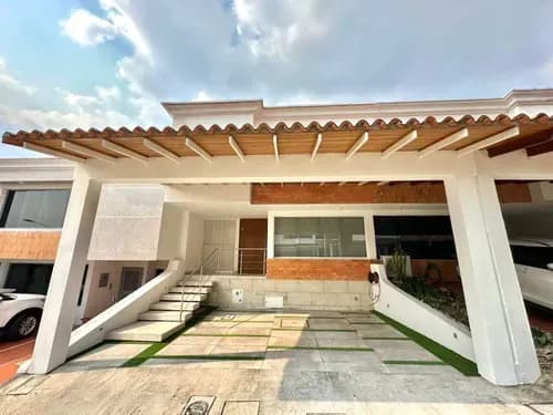 Casa En Venta En La Av Ferrero Tamayo Ms