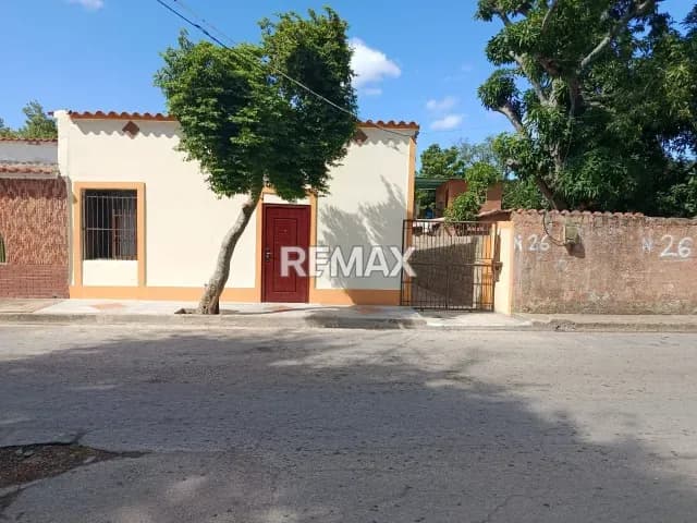 Encantadora casa estilo colonial a pasos de la playa