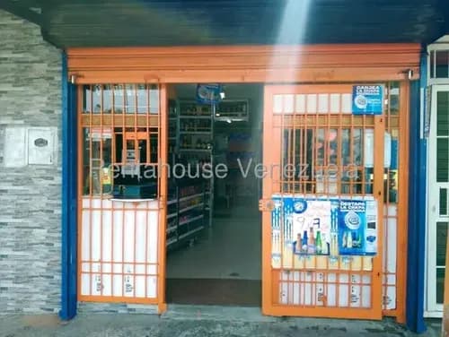 Excelente Fondo De Comercio En Venta En La Piedad Norte, Cabudare, Maritza Lucena, Cód. 26-7140, Con Amplia Cartera De Clientes, Alto Trafico Vehicular Y Peatonal.