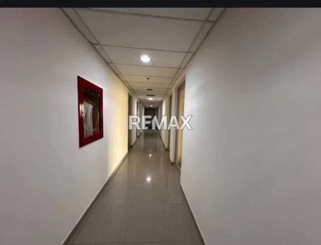 Venta de oficina de 84 m² en obra gris en los Dos Caminos