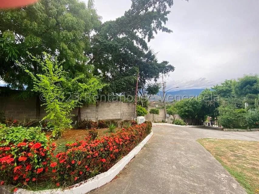 Terreno (Residencial) en Venta en Villa Heroica, Miranda