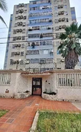 Apartamento En Alquiler, Vista Bella-circunvalación No.2, Jp