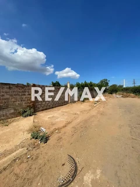 VENTA TERRENO EN ZONA INDUSTRIAL SUR
