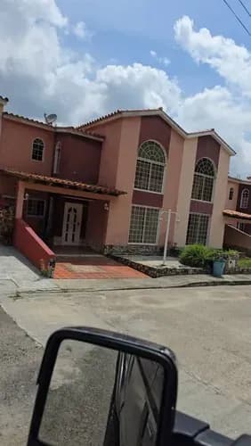 Town House Naguanagua Ofv-jc