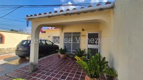 Marianny Gonzalez, Amplia Casa En Esquina, Urb El Recreo Cabudare Lara