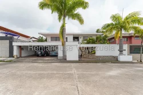 Casa En Venta, Oportunidad, Urb. Lomas De La Lagunita