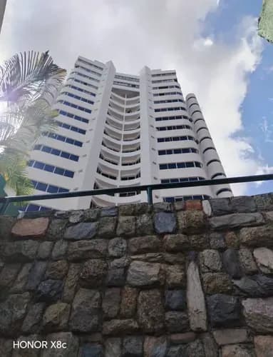 Se Vende Apartamento En El Bosque Vg