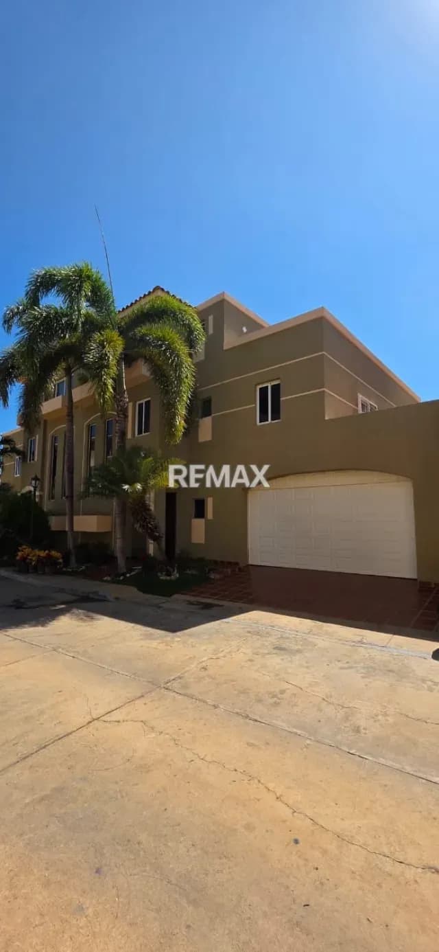 Villa Cabo Norte en venta