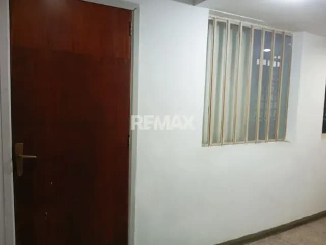 En Alquler de Oficina en la Av. Venezuela, Barquisimeto.