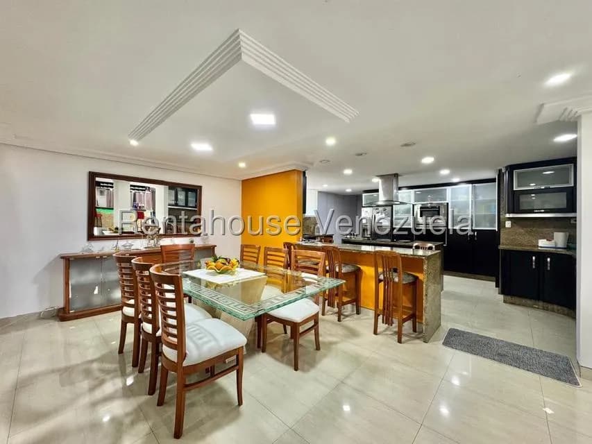 Apartamento (Penthouse) en Venta en La Urbina, Distrito Metropolitano