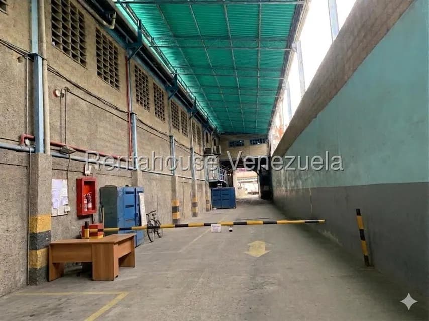 Comercial (Galpon - Deposito) en Venta en Boleita Sur, Distrito Metropolitano