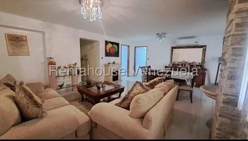 Apartamento En Venta El Paraiso 26-18814 Jca