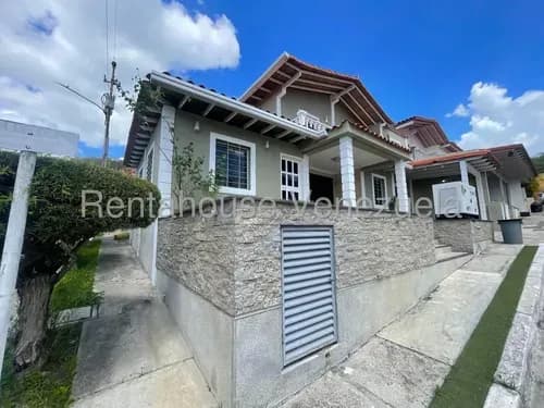 Dennymar, Vende Bella Casa En Zona Este De Barquisimeto, Amplia, Moderna, Llena De Lujo, En Optimas Condiciones! Contactame B5a9748.