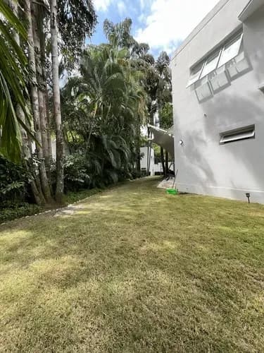 Casa De Lujo En Alquiler Caracas Country Club Chacao Con Piscina Y Ascensor