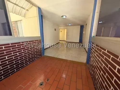 Apartamento En Venta / Santa Monica Yo 26-21820