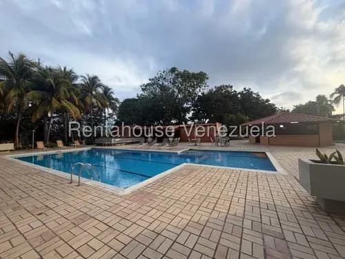 *al//hermoso Apartamento Con Áreas Sociales, Salón De Fiesta, Piscina Y Mas En Venta Nueva Segovia Barquisimeto Lara, Venezuela/ # 26-16546 /4 D/ 4 B/ 211 M2