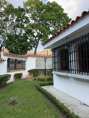Casa Comercial Trigal Norte Valencia | 458m2 | Esquina Ideal Showroom
