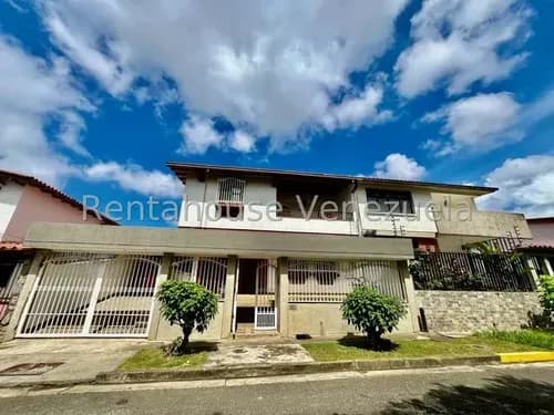 Casa-quinta En Venta Calle Cerrada De La Urb Macaracuay