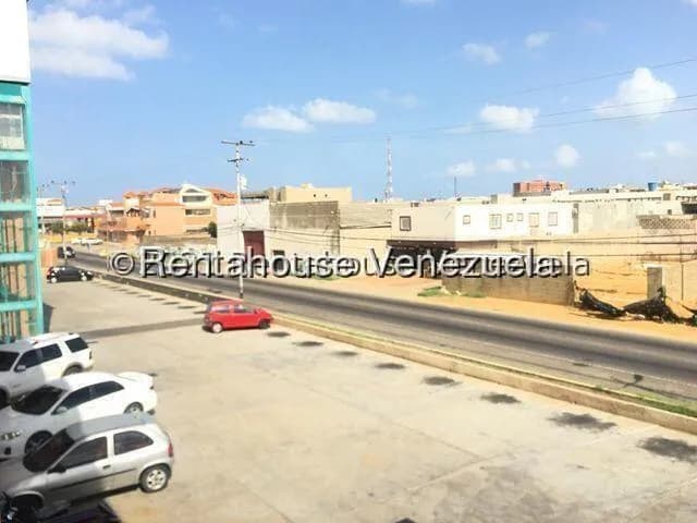 Comercial (Local Comercial) en Alquiler en Punto Fijo, Falcon