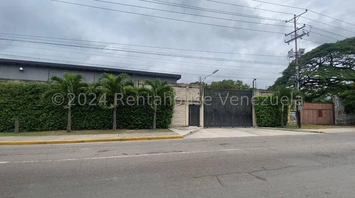 Comercial (Galpon - Deposito) en Venta en Barbula, Carabobo