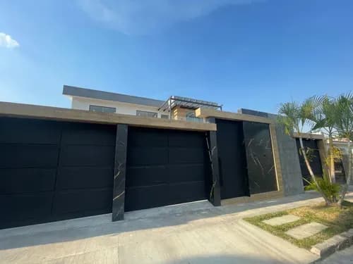 (hl28) Vendo Espectacular Casa En La Urb La Viña Calle Cerrada
