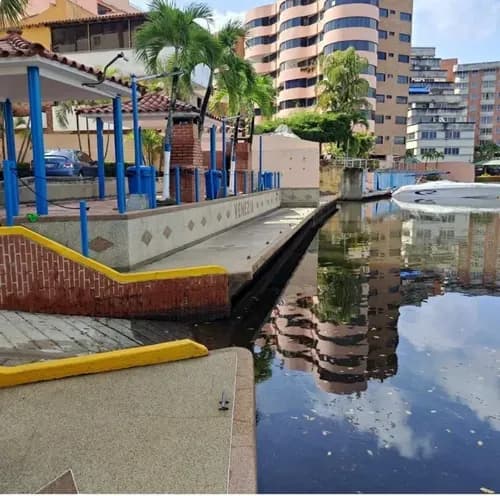 Apartamento/ Venta/ Higuerote Puerto Encantado/ 61m2/ 2h-2b-1p