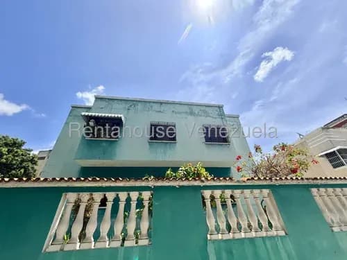 Apartamento En Alquiler, Urb. La Carlota