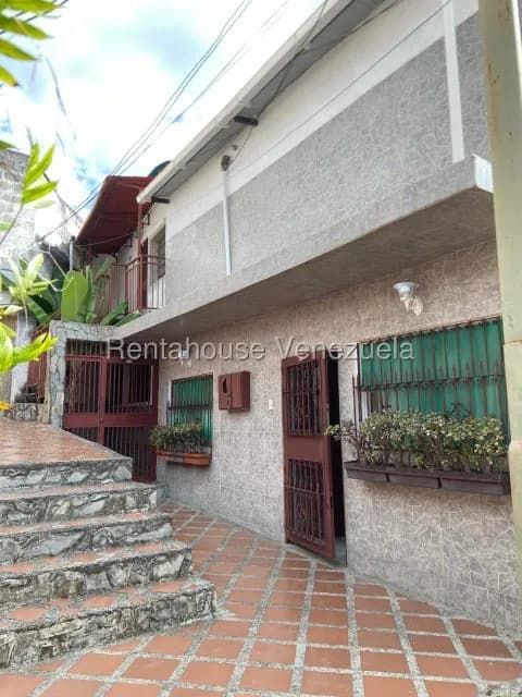 Casa (Duplex) en Venta en Los Nuevos Teques, Miranda