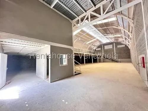 Venta Galpones Nuevos A Estrenar Con Espacios Amplios Y Modernos En La Zona Industrial 3 Barquisimeto Asesora Mehilyn Perez