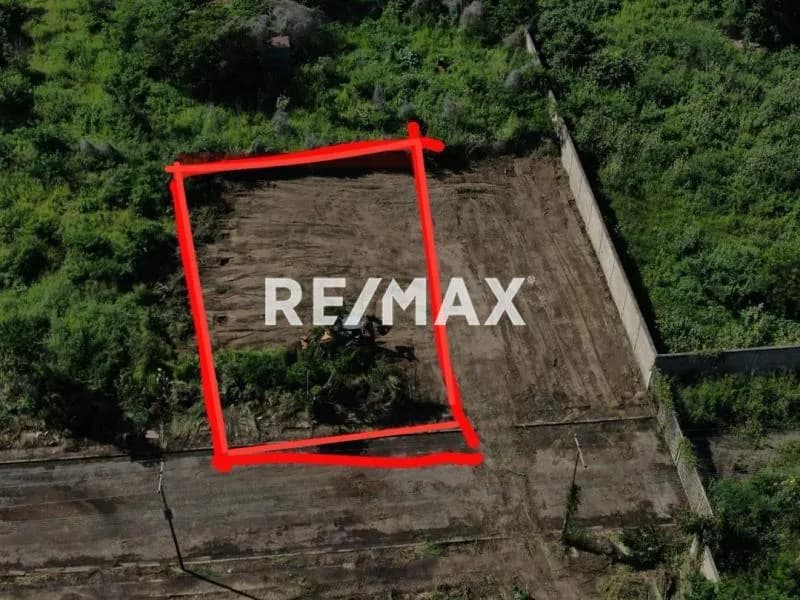 TERRENO DE 450M2 URB. SANTA ROSALÍA CAGUA