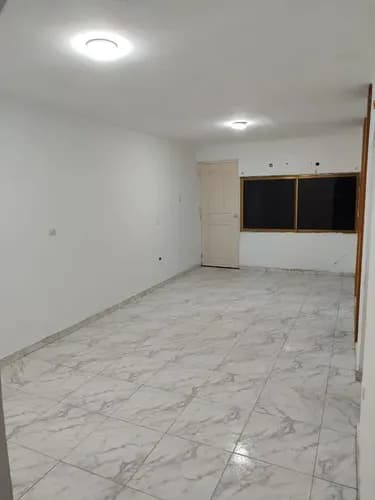 Apartamento En Venta En La Zona Norte De Maracaibo, Edificios De La Esperanza. Conservado Y Habitable. Gl