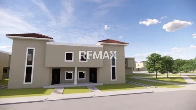 Se vende townHouse (semi gris), ubicado en Av. Fuerzas Armadas. Hato norte country club.