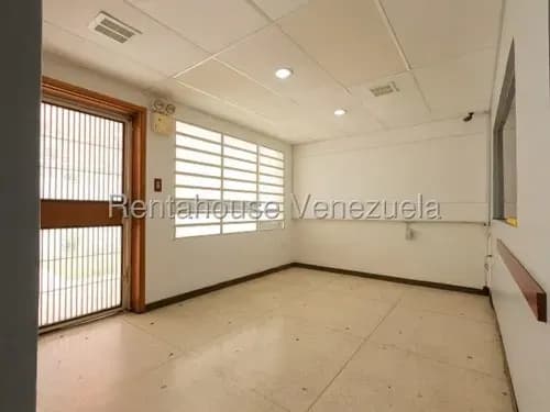 Inmuebles Milagros Nazareth Casa En Alquiler En Barquisimeto Lara Zona Este Del Este. Codigo Del Inmueble 25-18093 Economica Residencial Economico