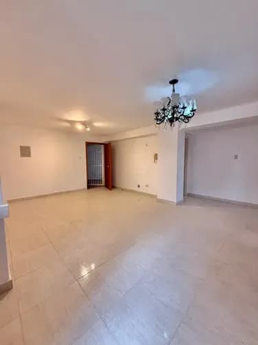 Alquiler De Amplio Apartamento Con Planta Eléctrica La Trigaleña