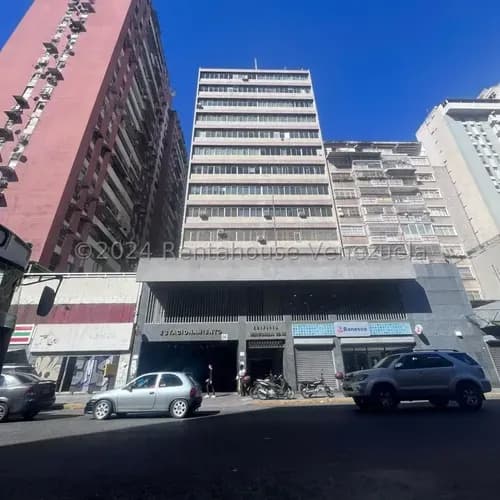 Magnifico Local 24-17611 Para Taller Mecánico Para Vehículos Ubicado En La Candelaria