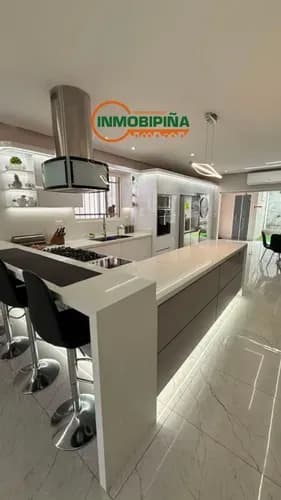 Inmobipiña Vende Casa, Ubicada En Conj. Resd. Altos De Caroni, Puerto Ordaz (jr)