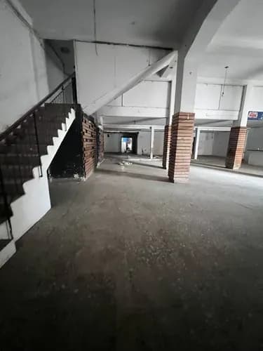 326524 Am - Venta Local Comercial - Avenida Bolívar Valencia - 600 M2